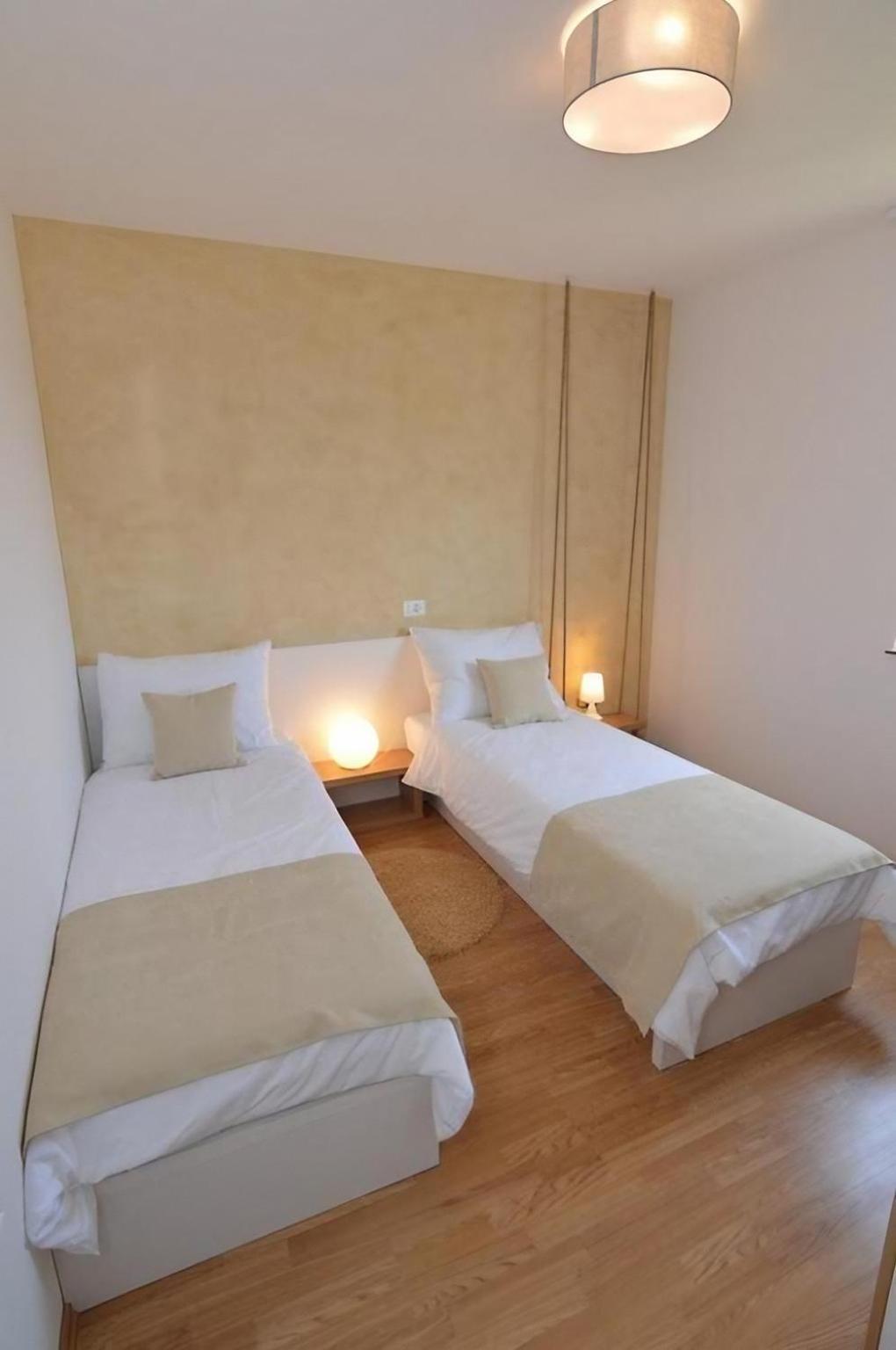 Hotel Natura Vilanija Luaran gambar